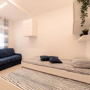 Nuovo Loft Al Mare Con Parcheggio Gratuito Appartamento